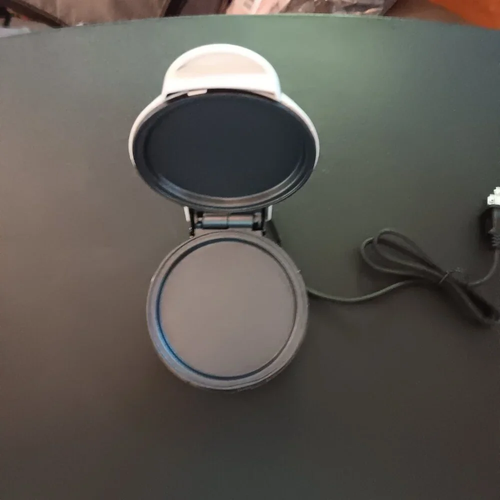 Dash Mini Maker Electric Round Griddle Never Used